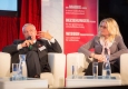 Günter Steinbauer und Monica Rintersbacher in der Remise © Leitbetriebe Austria