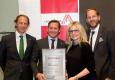 easystaff wird Mitglied im Netzwerk der Leitbetriebe Austria: Die Eigentümer Gerhard und Thomas Huber und Martin Zauder gemeinsam mit Leitbetriebe Austria-Geschäftsführerin Monica Rintersbacher © Felicitas Matern
