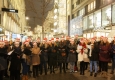 Sing Along zur Illuminierung der Einkaufsstraßen in der Wiener Innenstadt © Florian Wieser