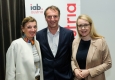 Digital Fairness Dialog: Dorothee Ritz, André Eckert und Margarete Schramböck © iab austria/Christoph Brenneis