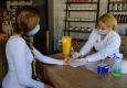 Virinnox-Test in der Klimt Apotheke © Philipp Hutter