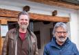 Lukas M. Hüller und Mario Müller vor der Cselley Mühle © Birgit Machtinger