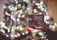 Christmas Gift © unsplash.com/Ben White