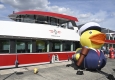 Admiral Duck der DDSG Blue Danube vor der MS Vienna beim Boarding in Wien © Christian Jobst