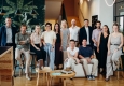 Zweite Hauptjury des Media Award 2026 in Meeting Suites by Bene unter der Leitung von Verena Kehr (Mediaplus Austria) © Mila Eder