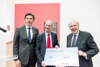 Robert Zadrazil, Eric Frey und Ewald Nowotny bei der Verleihung des Prof. Horst Knapp Preises 2015 im Bank Austria Kunstforum Wien © UniCredit Bank Austria/Joe Schroecker