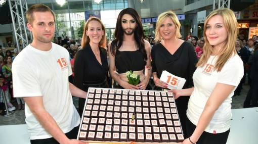 Cristina Hofmann-Credner, Conchita Wurst und Johanna Setzer feiern 15 Jahre Millennium City © Christian Jobst