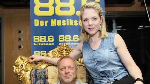 Reinhard Nowak und Sigrid Spörl im 88.6 Erotiktalk © Roman Roznovsky