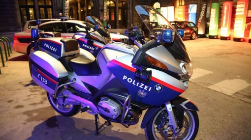 Polizei-Fahrzeuge bei den 133er Awards © Christian Jobst
