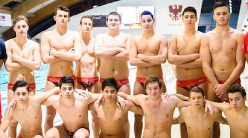 U17 Nationalteam mit Trainer Mike Fasching © OSV