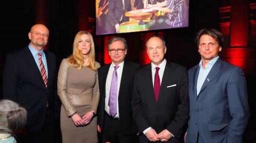 Peter Schöber, Eva Schindlauer, Alexander Wrabetz, Richard Grasl und Oliver Böhm bei der Programmpräsentation von ORF III Kultur und Information © ORF/Roman Zach-Kiesling