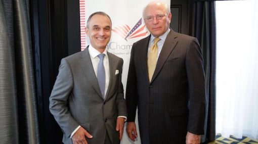 Claus J. Raidl und Norbert B. lessing beim AmCham Talk im Hilton Vienna Plaza © Roland Rudolph