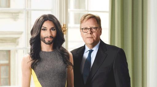 Bank Austria Vorstandsvorsitzender Willibald Cernko und Conchita Wurst © Bank Austria