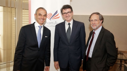 Norbert B. Lessing, Bernhard Gröhs und Friedrich Rödler beim AmCham Business Lunch © Roland Rudolph