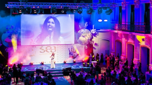 Conchita Wurst beim Sustainable Entrepreneurship Award © SEA
