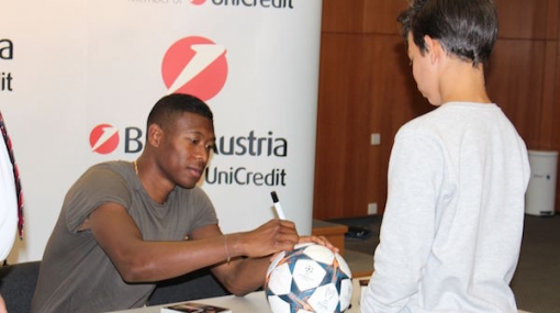 Autogrammstunde mit David Alaba bei der Bank Austria © Bank Austria