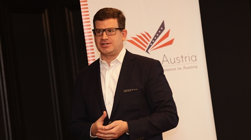 Thomas Walbert beim AmCham Talk im Hilton Vienna Plaza © Elke Mayr