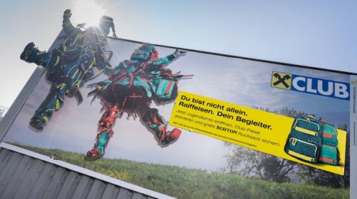 Comeback für Burt und Burta, das auffällige Rucksackpärchen © EPAMEDIA