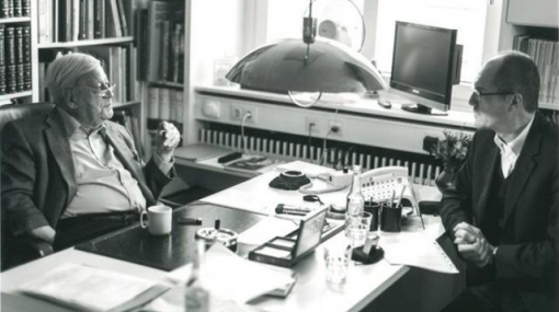 Ein Gespräch mit Helmut Schmidt und Thomas J. Nagy in seinem „Die Zeit“-Büro, 19. März 2014. © Rainer Friedl