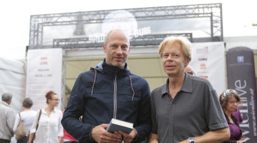 Joachim Meyerhoff und Helmut Schneider eröffnen das Lesefest "Rund um die Burg" 2016 © Stefan Joham