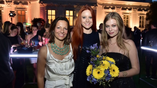 Beatrice Cox-Riesenfelder, Barbara Meier und Zoe Straub beim Cocktail Prolongé der International Emmy Awards © Christian Jobst