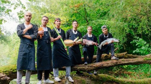 Küchenchef Walter Piller mit seiner Crew © DOTS Group/Leonardo Ramirez