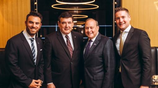 Daniel Bessler, U.S. State Senator Stan Rosenberg, U.S. State Senator Marc R. Pacheco und JMC-Founder Josef Mantl © Philipp Lipiarski