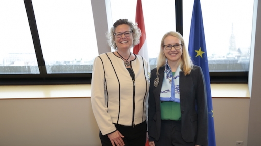 Digitalisierungsministerin Margarete Schramböcky und AmCham Austria-Präsidentin Sandra Kolleth © Roland Rudolph