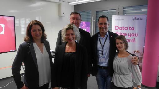 Premiere für das iab austria Inspiration Lab: Corinna Drumm (VÖP), Alexandra Vetrovsky-Brychta (Bisnode, iab-austria), Anton Jenzer (DMVÖ), Michael Buchbinder (ProSiebenSat.1 PULS 4) und Kathrin Hirczy (iab austria, IPG Mediabrands) © ProSiebenSat.1 PULS 4/Simon Saliger