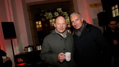 Alexander Knechtsberger und Rainer Pariasek beim DocLX VIF-Punsch im Palais Schönborn-Batthyány © Roland Rudolph