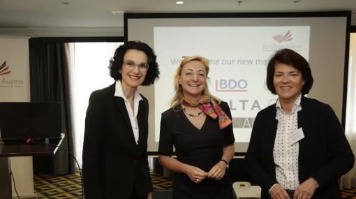 AmCham Talks im Hilton Vienna Plaza: Tatjana Oppitz, Barbara Kolm und Daniela Homan © Roland Rudolph