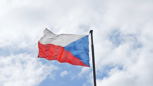 Tschechische Flagge © flickr.com/Bentley Smith