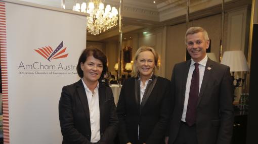 Business Luncheon der American Chamber of Commerce in Austria: DAniela Homan, Hannelore Veit und Martin Winkler © Roland Rudolph