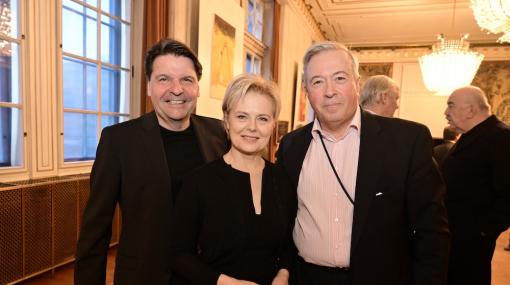 Finissage der Ausstellung Blickwinkel Oper: Ernst Theis, Ildikó Raimondi und Herberrt Lippert © Christian Jobst