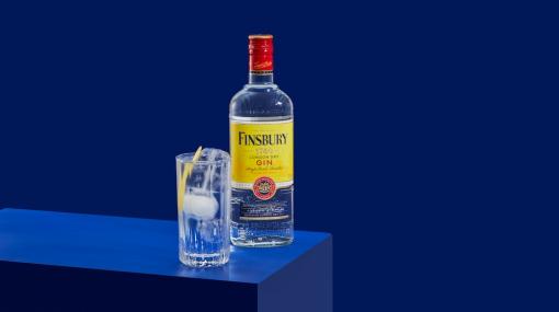 Traditions-Gin Finsbury erstrahlt nach Relaunch in frischem Design © KATTUS-BORCO