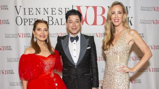 Viennese Opera Ball - The Golden Age Gala: Jean Shafiroff, Malan Bretan und Silvia Frieser © David Plakke
