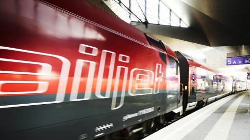 ÖBB Railjet © ÖBB