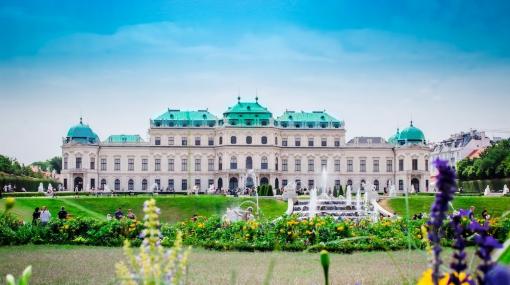 Schloss Belvedere © unsplash.com/Sami Ullah