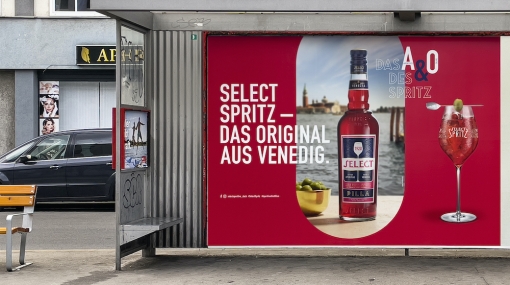 Select Aperitivo OOH '22 © Select Aperitivo/Die Goldkinder