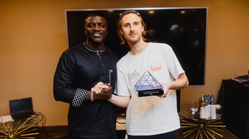 GLOD x AKON © (c) Tim Walker