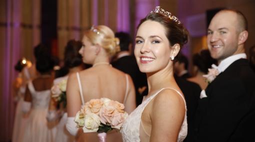 Debütantin beim Viennese Opera Ball in New York (2020) © Stefan Joham