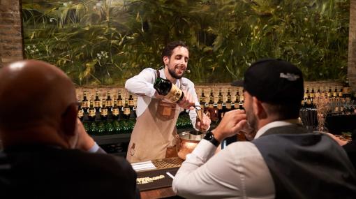Mike Van Bruggen siegt bei „The Vero Bartender Competition“ © KATTUS-BORCO