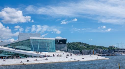 Oslo Opera House © unsplash.com/Gunnar Ridderström