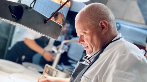 Dieter Koschina bei der Chef's Night im Hotel Mondschein am Arlberg © Hotel & Chalet Mondschein