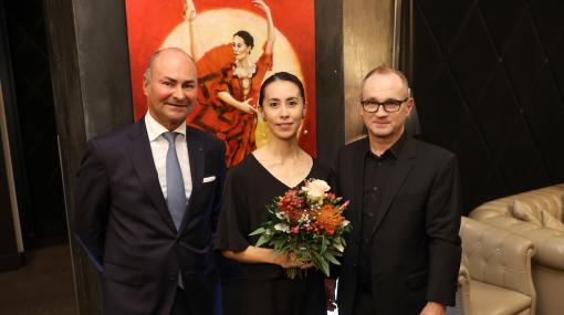 Vernissage im Palais Hansen Kempinski Vienna: Florian Wille, Hashimoto Kiyoka und Leo Stopfer © Katharina Schiffl