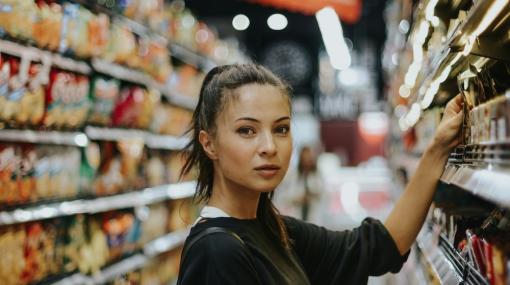Retail © unsplash.com/Joshua Rawson-Harris