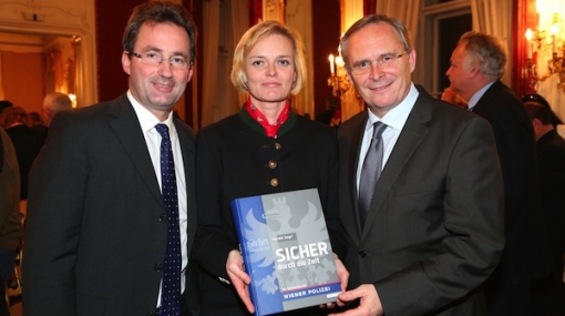 Buchpräsentation mit Gerhard Pürstl, Michaela Kardeis und Karl Mahrer © Ludwig Schedl