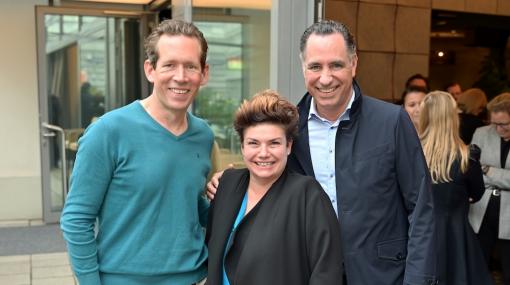 Eugen Schmidt (AboutMedia), Elisabeth Frank (IP Österreich) und Michael Buchbinder (ProSiebenSat.1 PULS 4) beim OVK-Gettogether © Christian Jobst