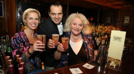 Cocktail Nacht der Wiener Wirtschaft 2013 mit Robert Glock und Gerlinde Zehetner sowie Marika Lichter © Christian Jobst