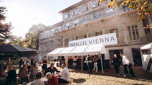 PARALLEL VIENNA Exterior © Max Parovsky